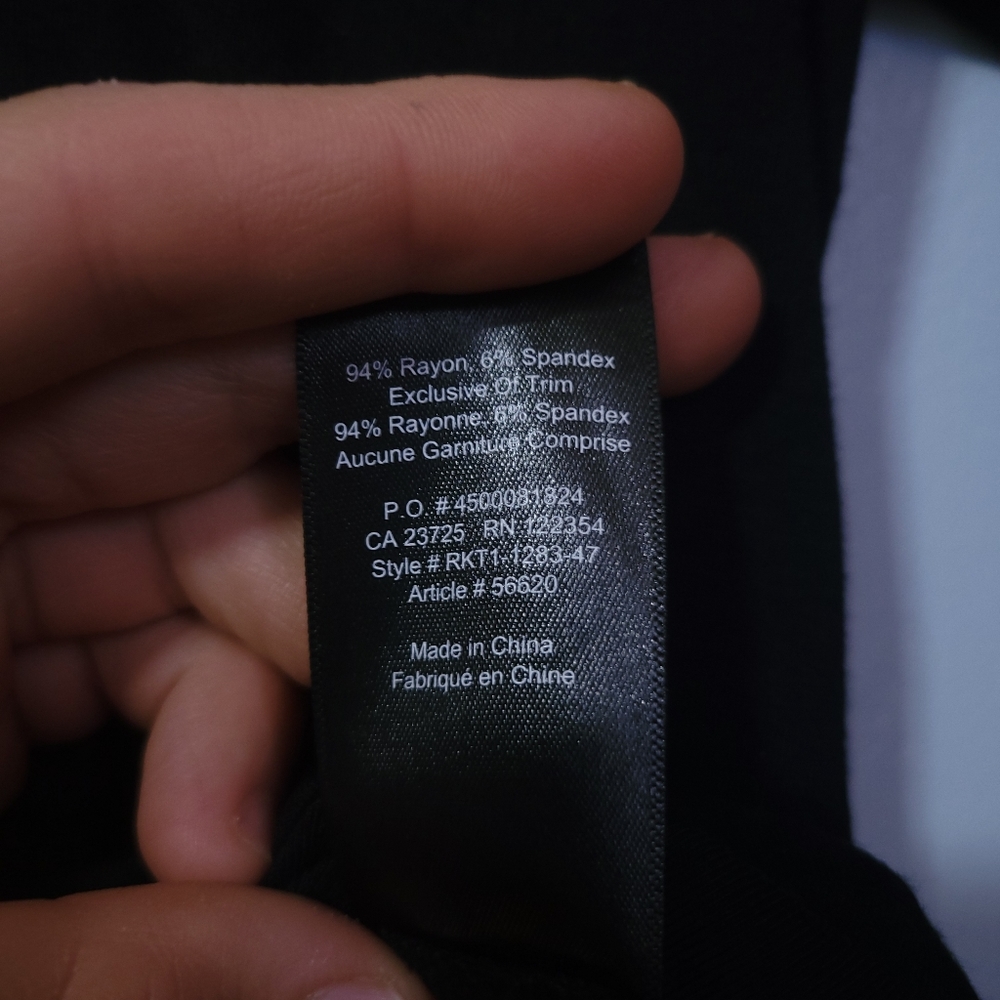 Babaton Basic Black Tee Side Slits Size Medium 3/… - image 5